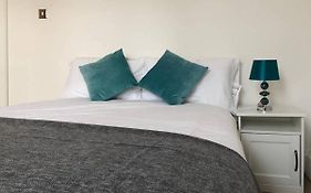Eurostar Budget Rooms - Next To Kings Cross & Eurostar Train Station